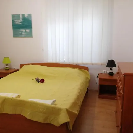 Ines And Marina Apartment *
