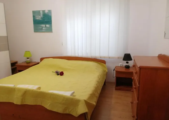 Ines And Marina Apartman *